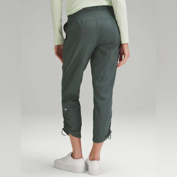 🍃🆕Lululemon Dance Studio Mid-Rise Cropped Pant Dark Forest✨NWT✨ - Picture 2 of 6
